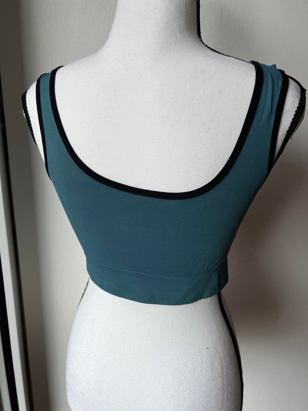 Top: New Top S /M – Nuovo e nell'imballaggio originale da Riehen venduto da edu_92w7 2