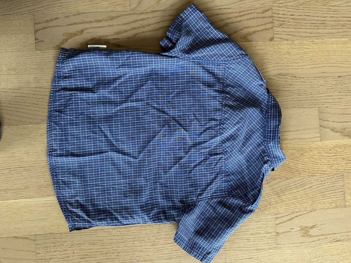 Jack Wolfskin Hemden, T-Shirts & Polos: Outdoor Hemd Gr. 110 – Gebraucht aus Kleinandelfingen von Elader 1