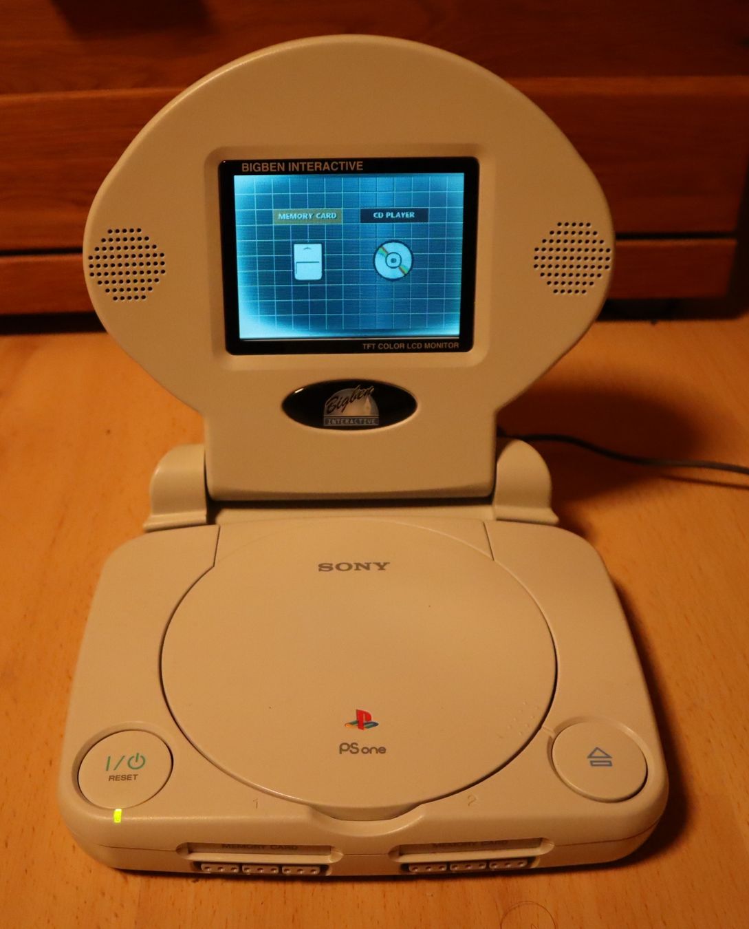Sony Console: Seltenes SONY PSone Set mit Bigben Screen & Topgames – Usato da Ochlenberg venduto da on3x 6