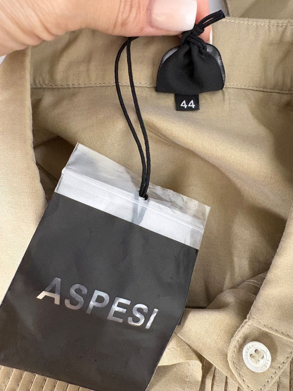 Camicette: Neue Aspesi Bluse in Gold Beige Gr. 44 mit Seide – Nuovo e nell'imballaggio originale da Regensdorf venduto da secondchancefashion 5