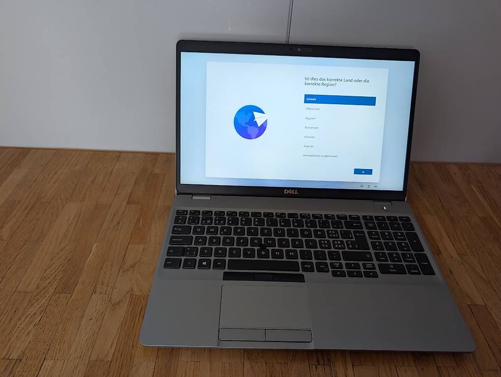 Dell Notebook: Dell Precision 3551 i9 32GB 2TB Quadro P620 – Usato da Ebikon venduto da Wlan07