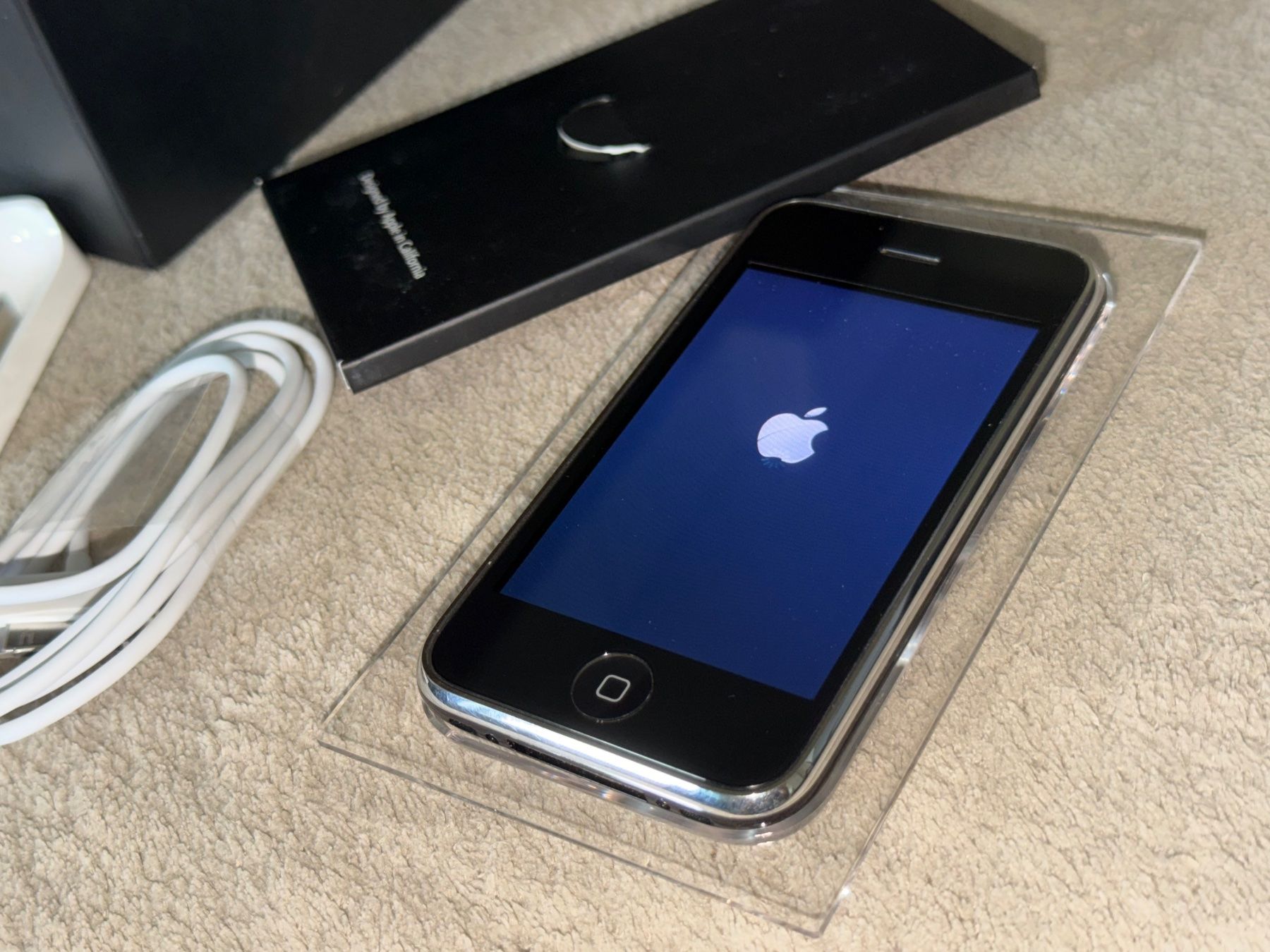 Apple Handys / Smartphones: Klassisches iPhone 3GS, 32GB - A1303 Sammlerstück – Defekt aus Aarau von KorgPA 5
