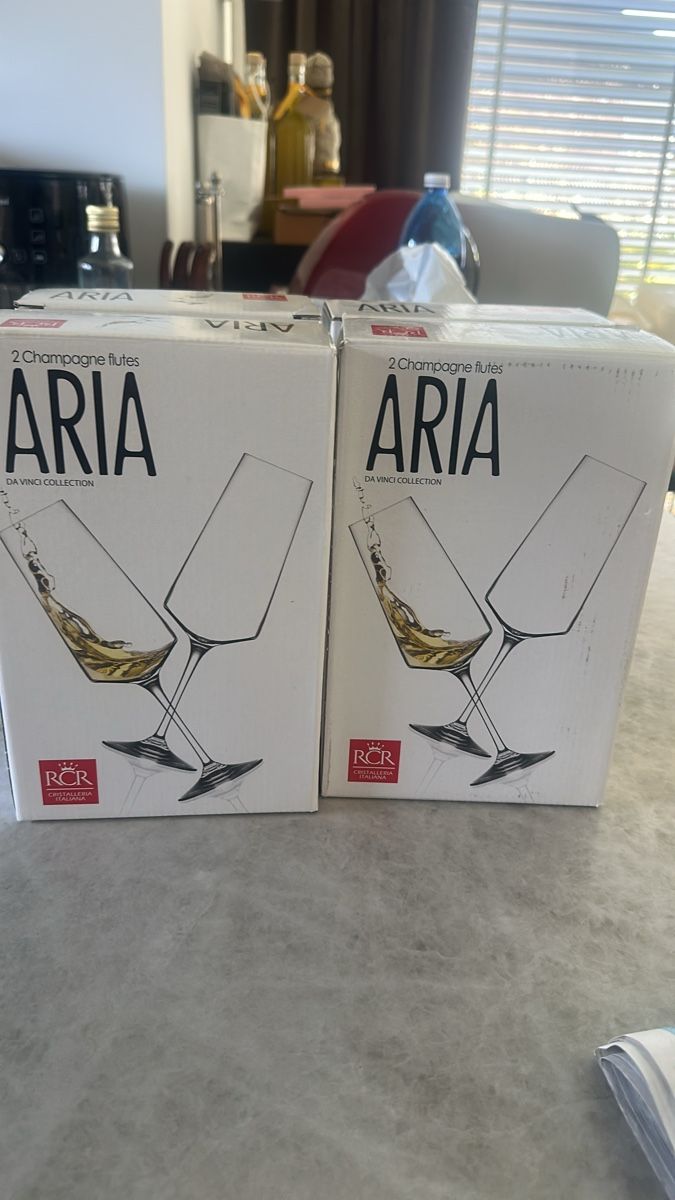 Bicchieri: RCR Champagner Gläser ARIA 8 Stk – Nuovo e nell'imballaggio originale da Burgdorf venduto da N.O.C. 1