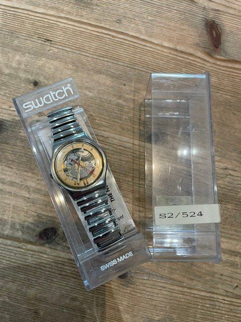 Swatch Uhren: Swatch Metalsphere in OVP – Gebraucht aus Neuhausen am Rheinfall von galleria13