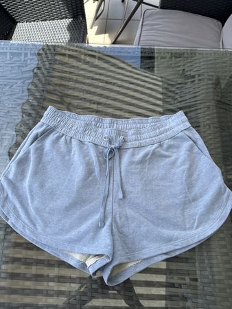 Shorts H&M (L) Neu