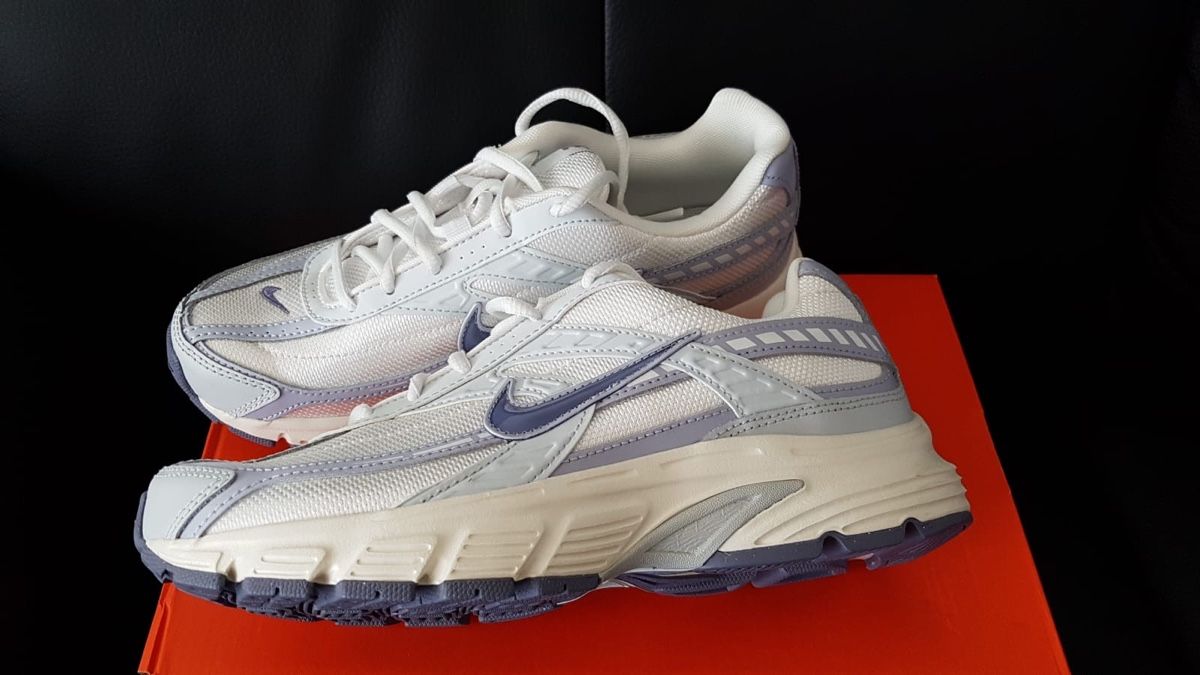 Nike Scarpe da donna: Nike INITIATOR Gr39,Leder-Stoff. – Nuovo e nell'imballaggio originale da Zürich venduto da 280_yc86 1