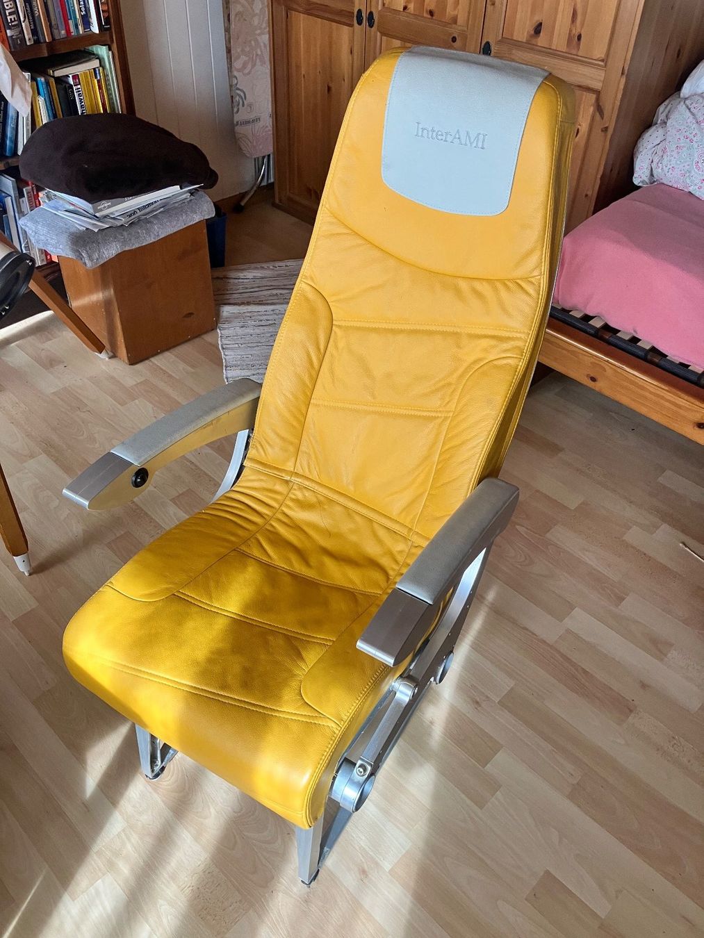 Chaises: Flugpassagier-Ledersitz – D'occasion à Biezwil par Feldlerche