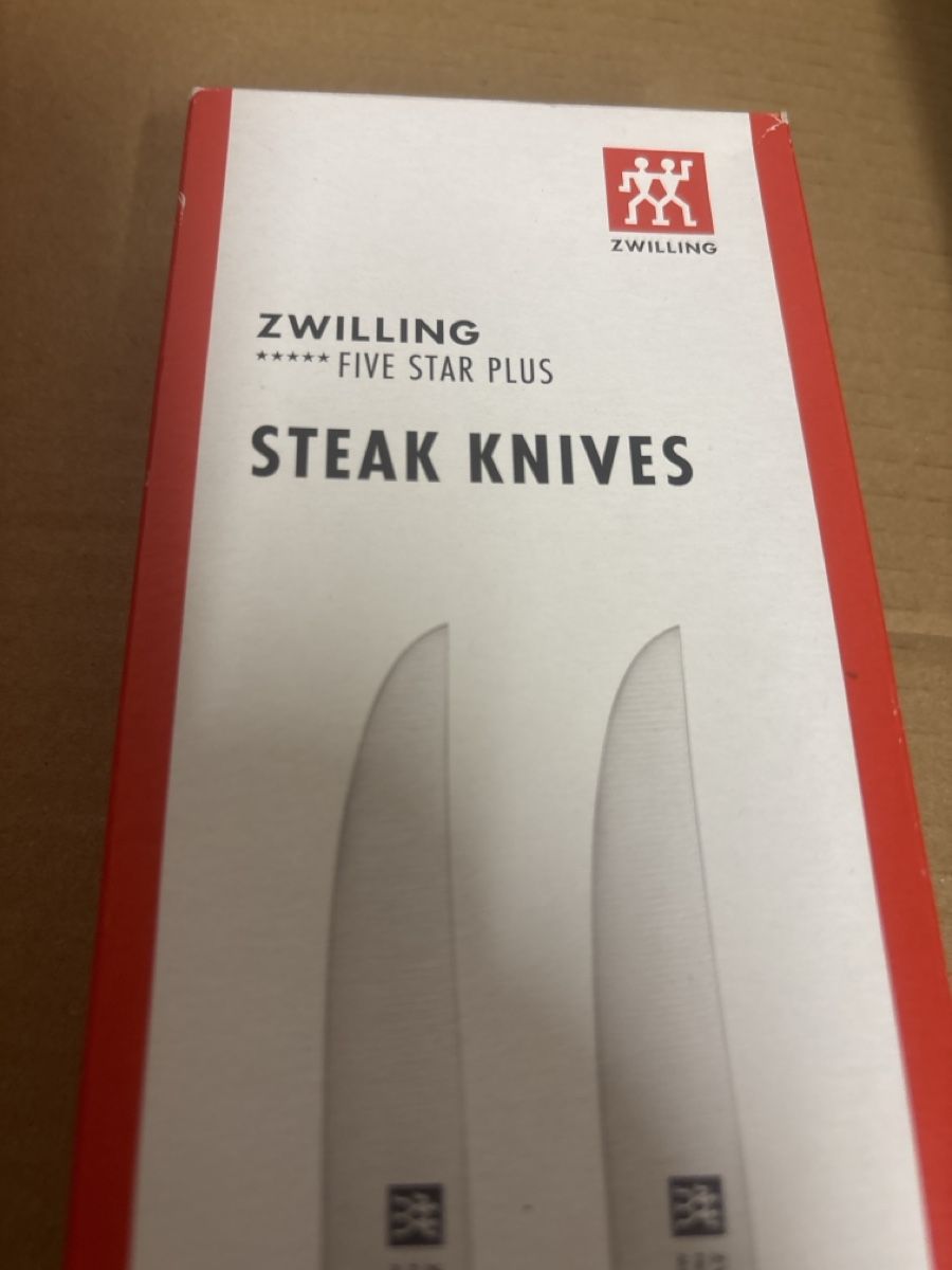Zwilling Küchenmesser: ZWILLING Five Star Plus Steakmesser Set 2-teilig Nr 9 – Neu und originalverpackt aus Wallisellen von ASZT 3
