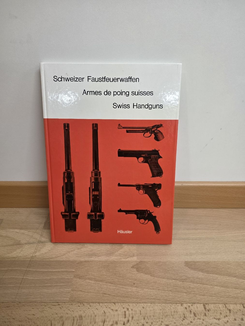 Libri: Schweizer Faustfeuerwaffen Buch guter Zustand – Usato da Rieden AG venduto da RuvensBrocki