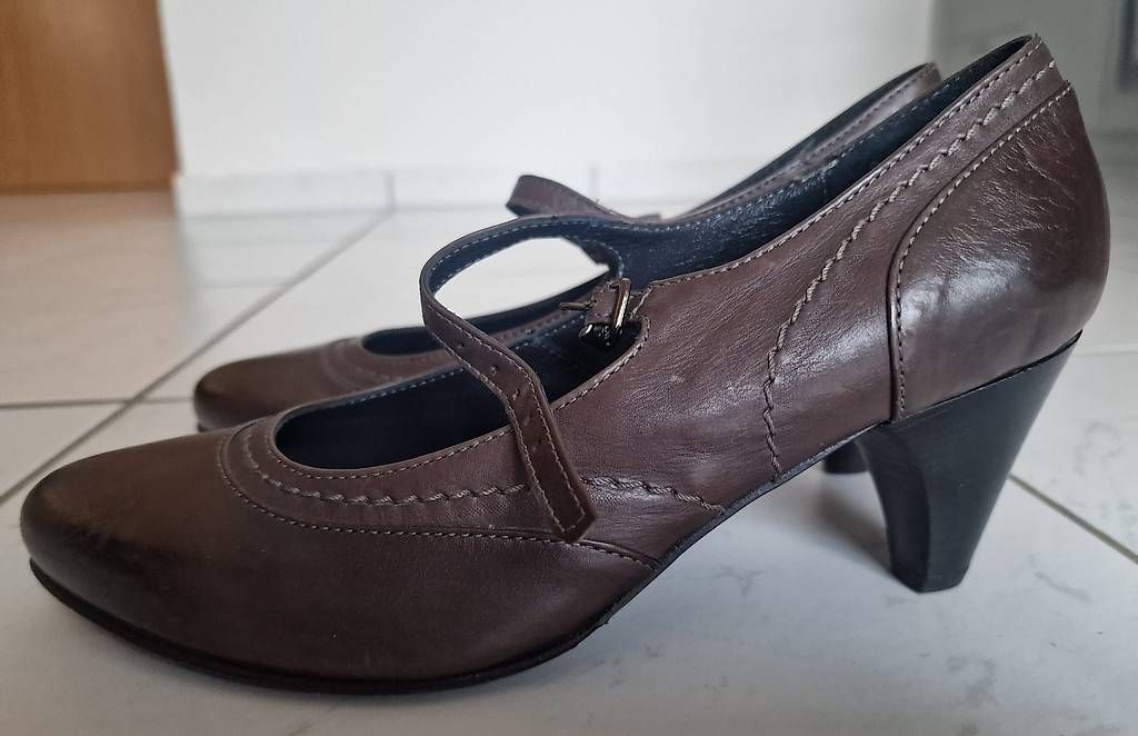 Scarpe da donna: Alberto Fermani Riemchenpumps – Usato da Lausen venduto da Joli-80 3