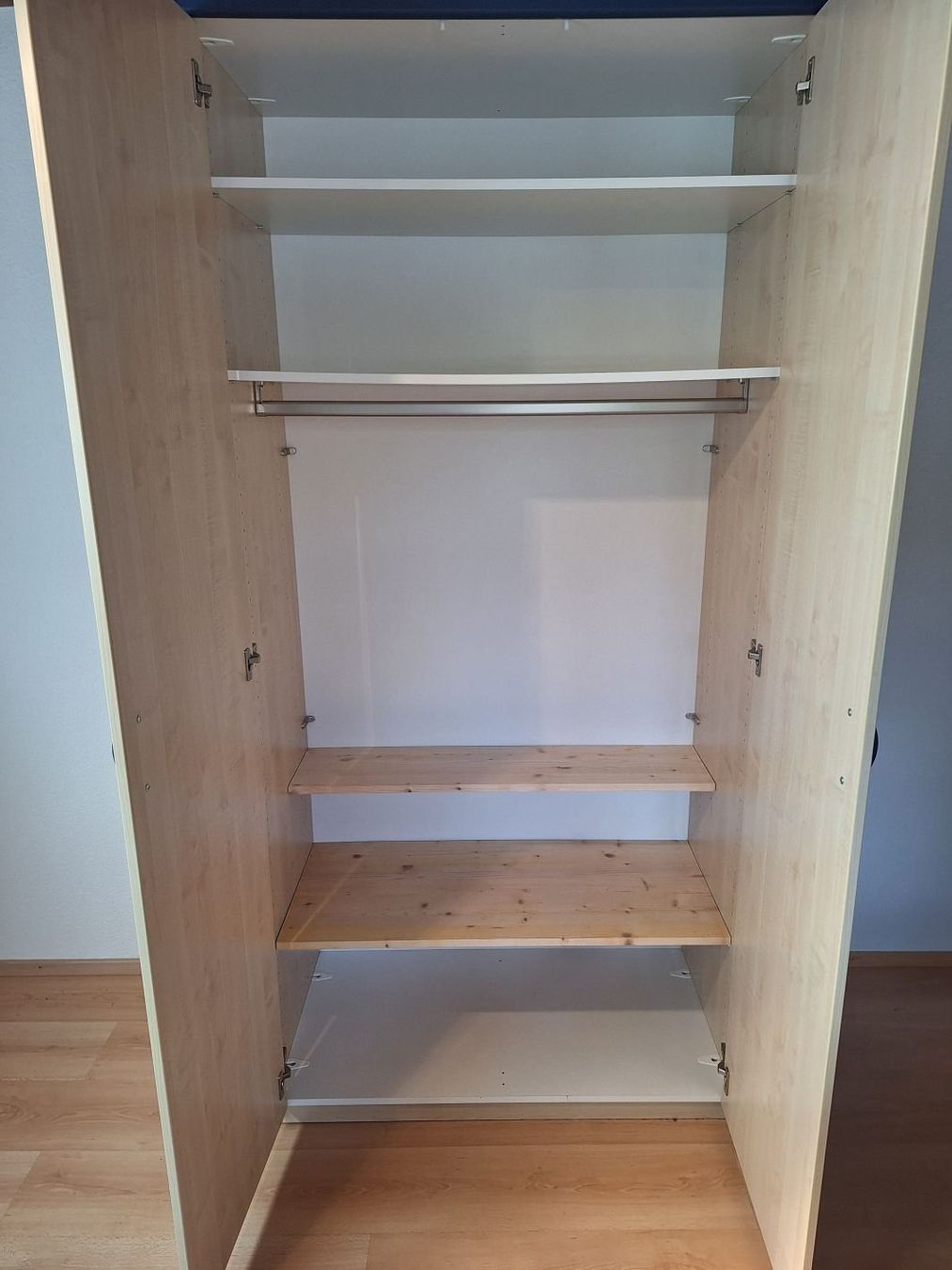 Schränke: Kleiderschrank – Gebraucht aus Hasle b. Burgdorf von Danny820 2