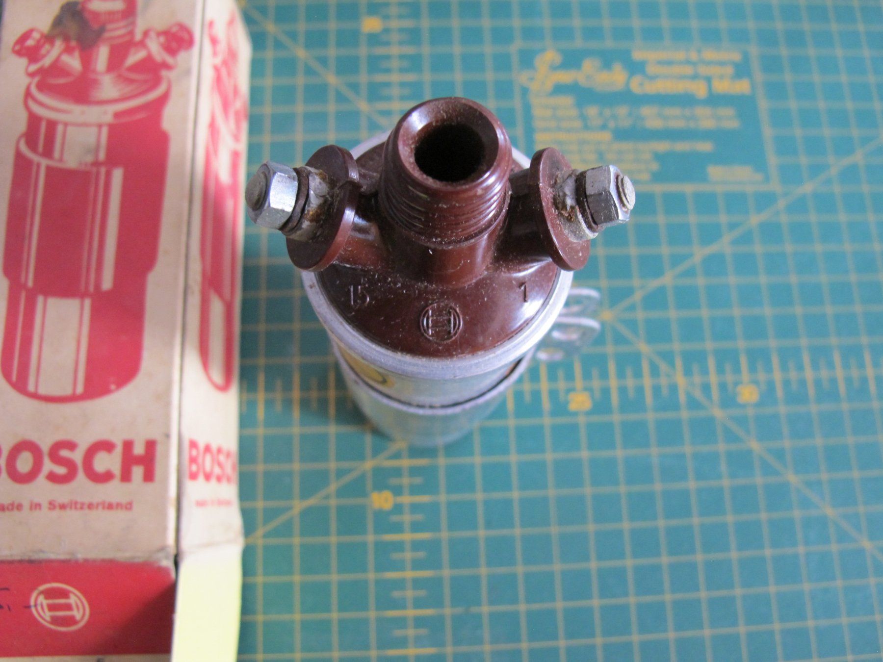 Alle Autoersatzteile: Bobine Bosch pour Oldtimer – Gebraucht aus Arnex sur Orbe von Caturix 3