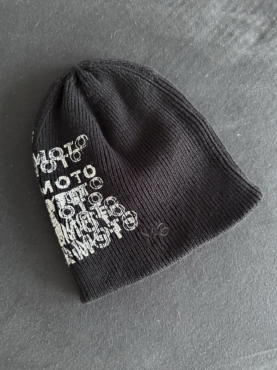 Chapeaux, bonnets & casquettes: Y-3 Merch Beanie – Neuf (Voir description) à Zürich par dom_tq6x 1