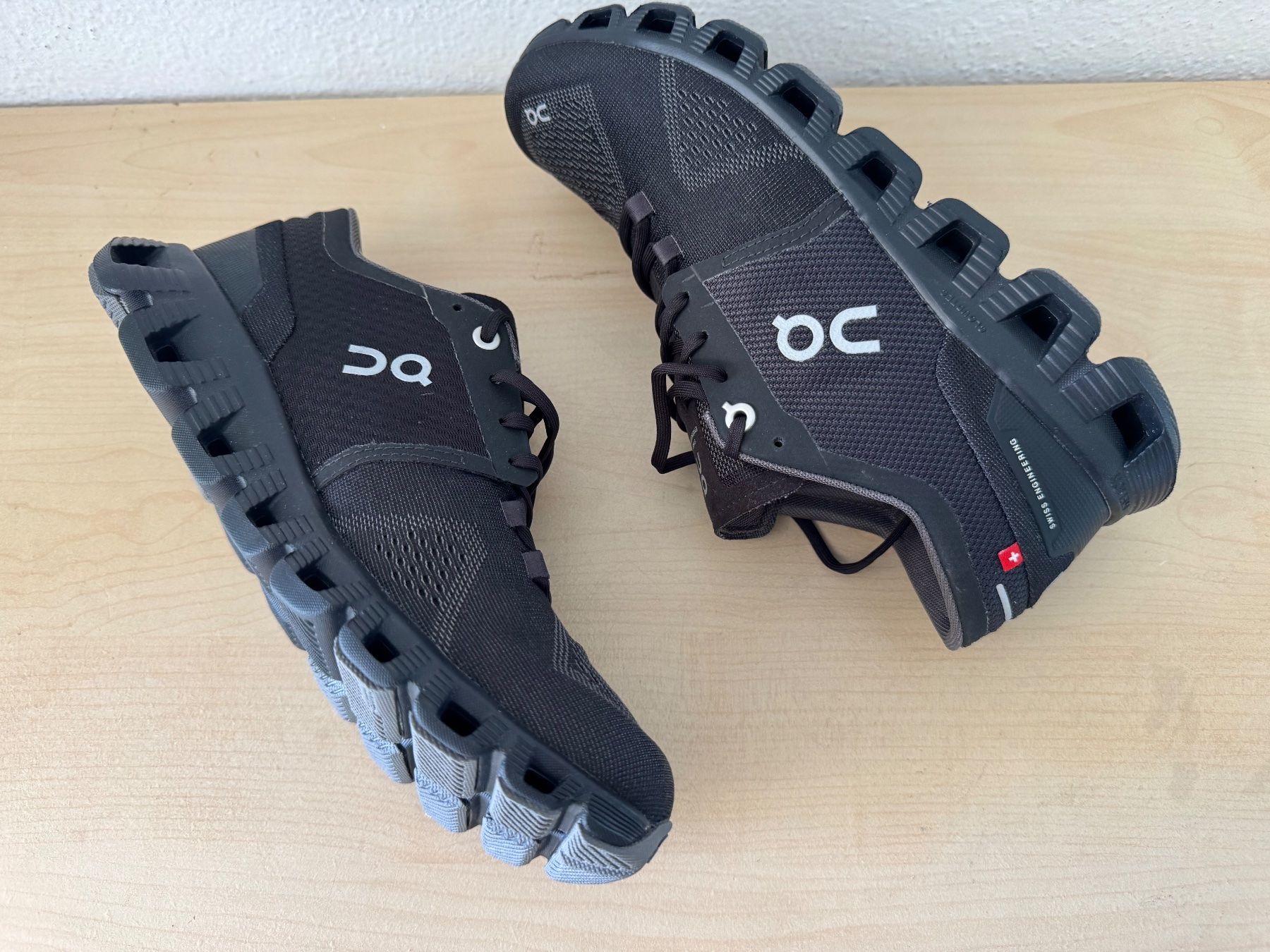On Scarpe da donna: On Schuhe neu Gr 38.5 – Nuovo (secondo la descrizione) da frauenfeld venduto da tia01 4