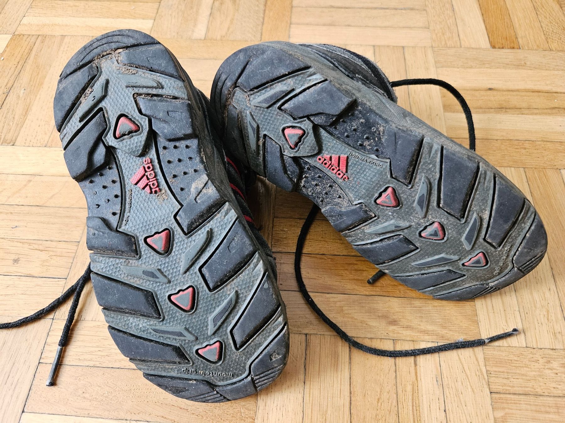 Adidas Chaussures garçon: Wanderschuhe adidas Gr. 27 – D'occasion à Unterengstringen par saraman 2