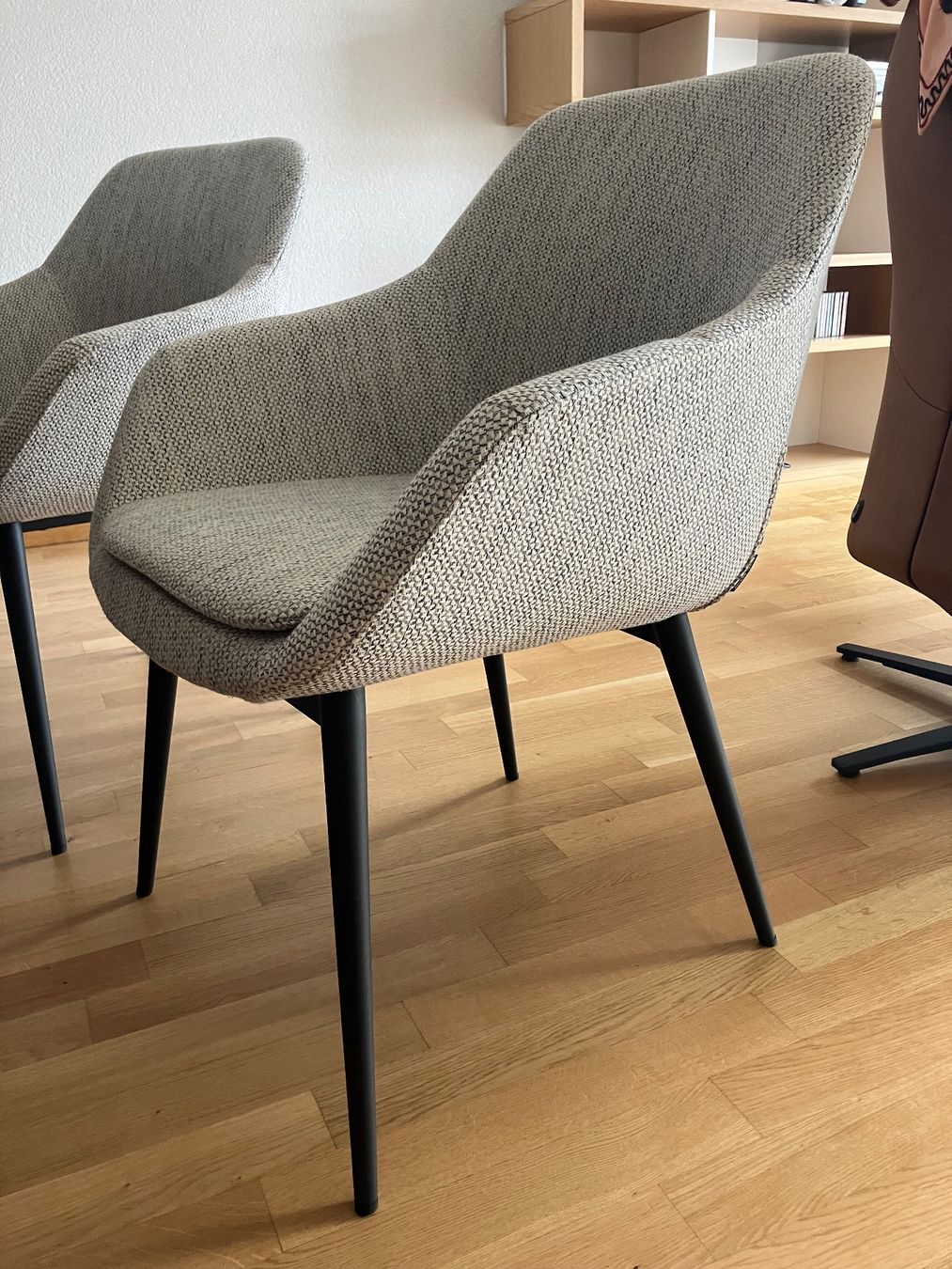 Pfister Stühle: Ensemble 4 chaises Pfister – Gebraucht aus Echandens von mar_xvj2 1