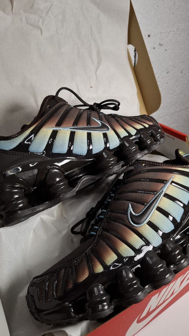 Nike Scarpe da uomo: Nike Shox Neuves – Nuovo e nell'imballaggio originale da Le Landeron venduto da rue_k9kg 2