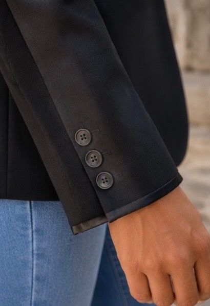 Maison 123 Vestes: Blazer noir - Maison 1.2.3 - taille M – Neuf (Voir description) à Genève par muj_2zmc 2