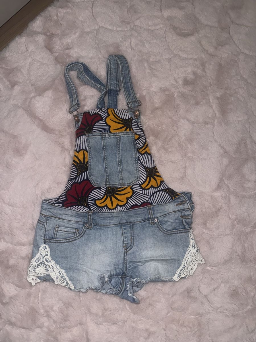 Tute: Salopette short – Usato da Romanel-sur-Lausanne venduto da Black_c_shadow