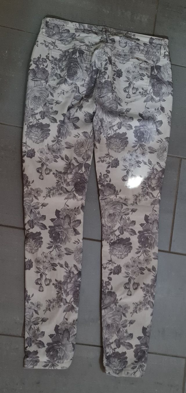 Esprit Jeans: Jeans von Esprit Grösse 40 – Usato da Bäriswil BE venduto da irwu 1