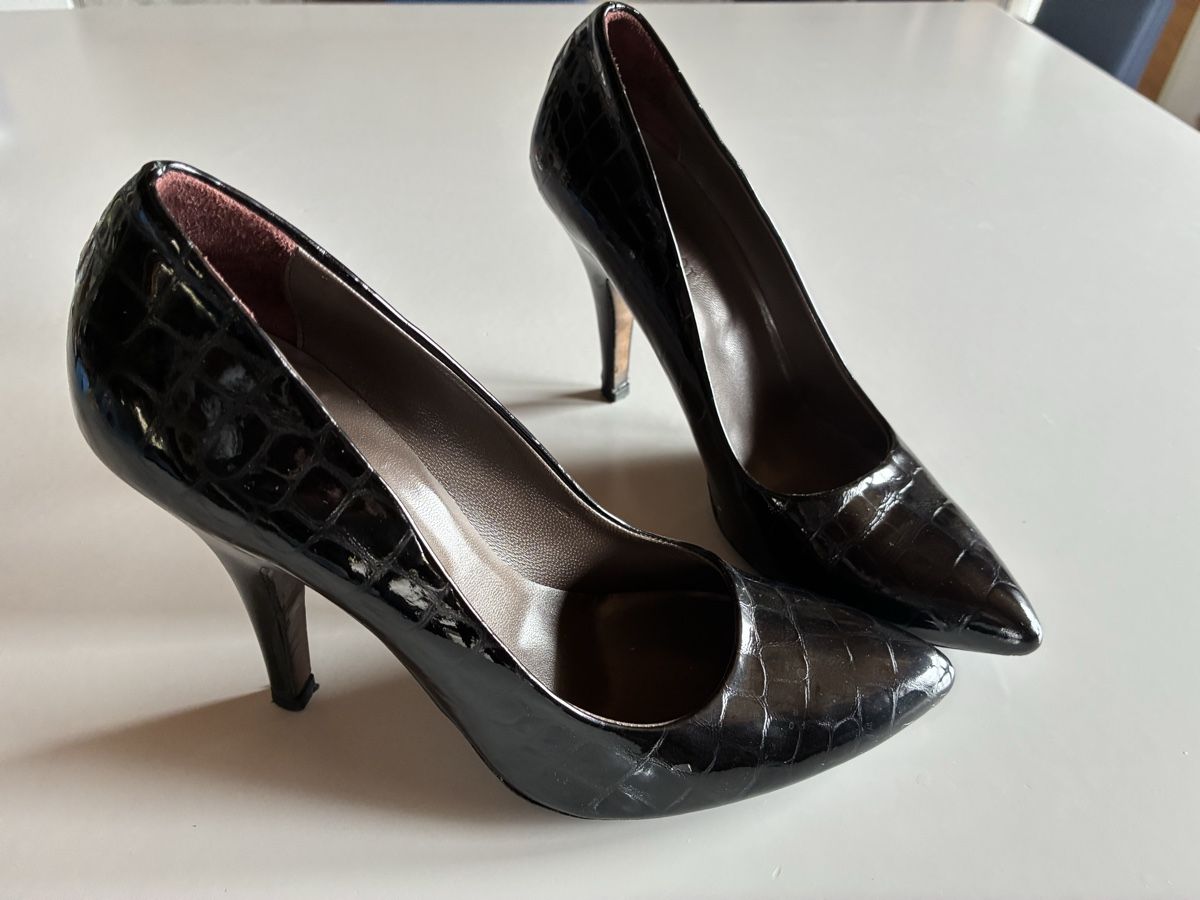 Navyboot Scarpe da donna: Lack Pumps mit Kroko Optik von Navyboot – Usato da Bibern SO venduto da goldenblue 1