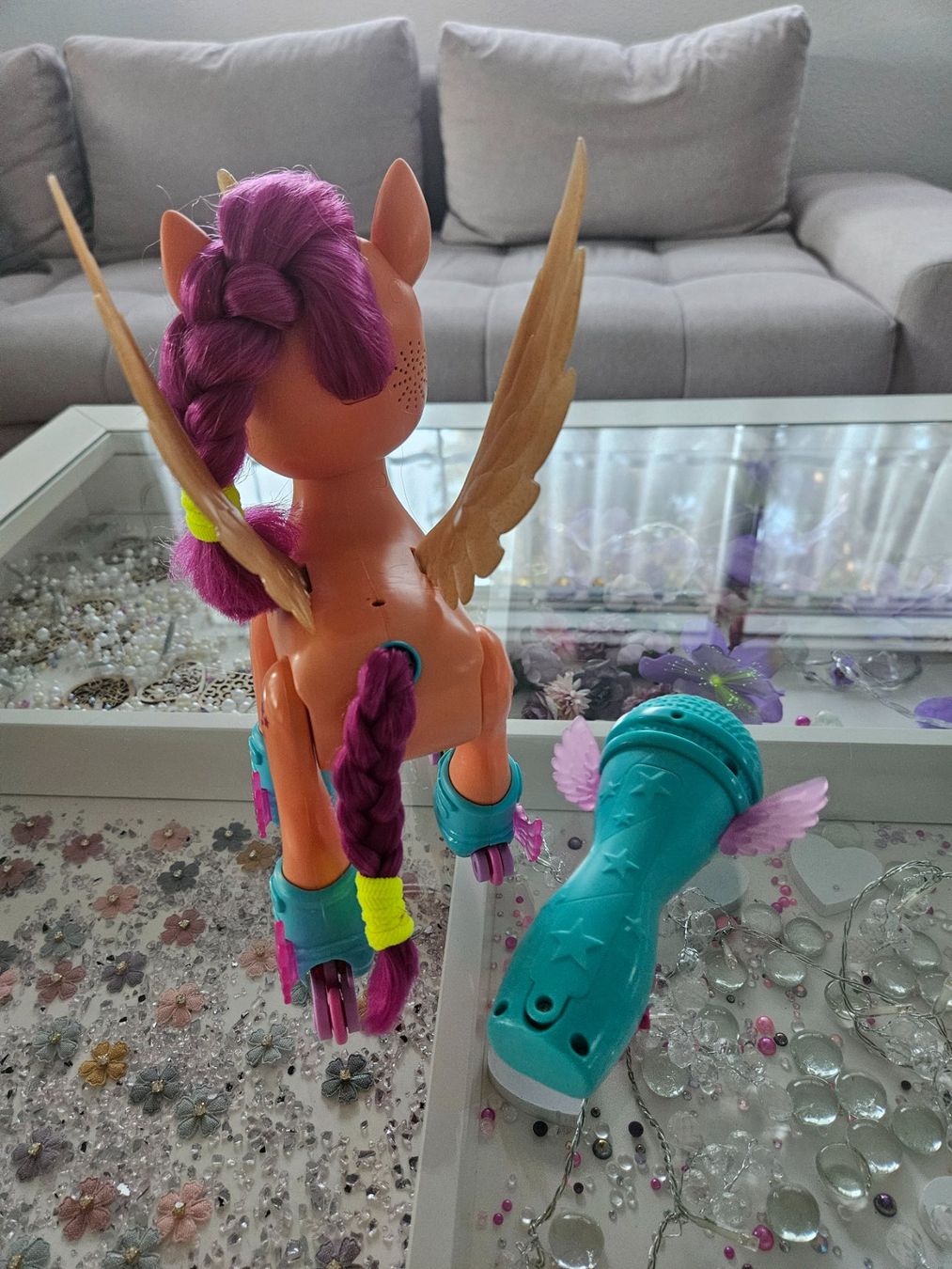 Hasbro Giocattoli: Hasbro A New Generation Sunny Starscout Inline – Usato da Unterägeri venduto da Sleepbear 2