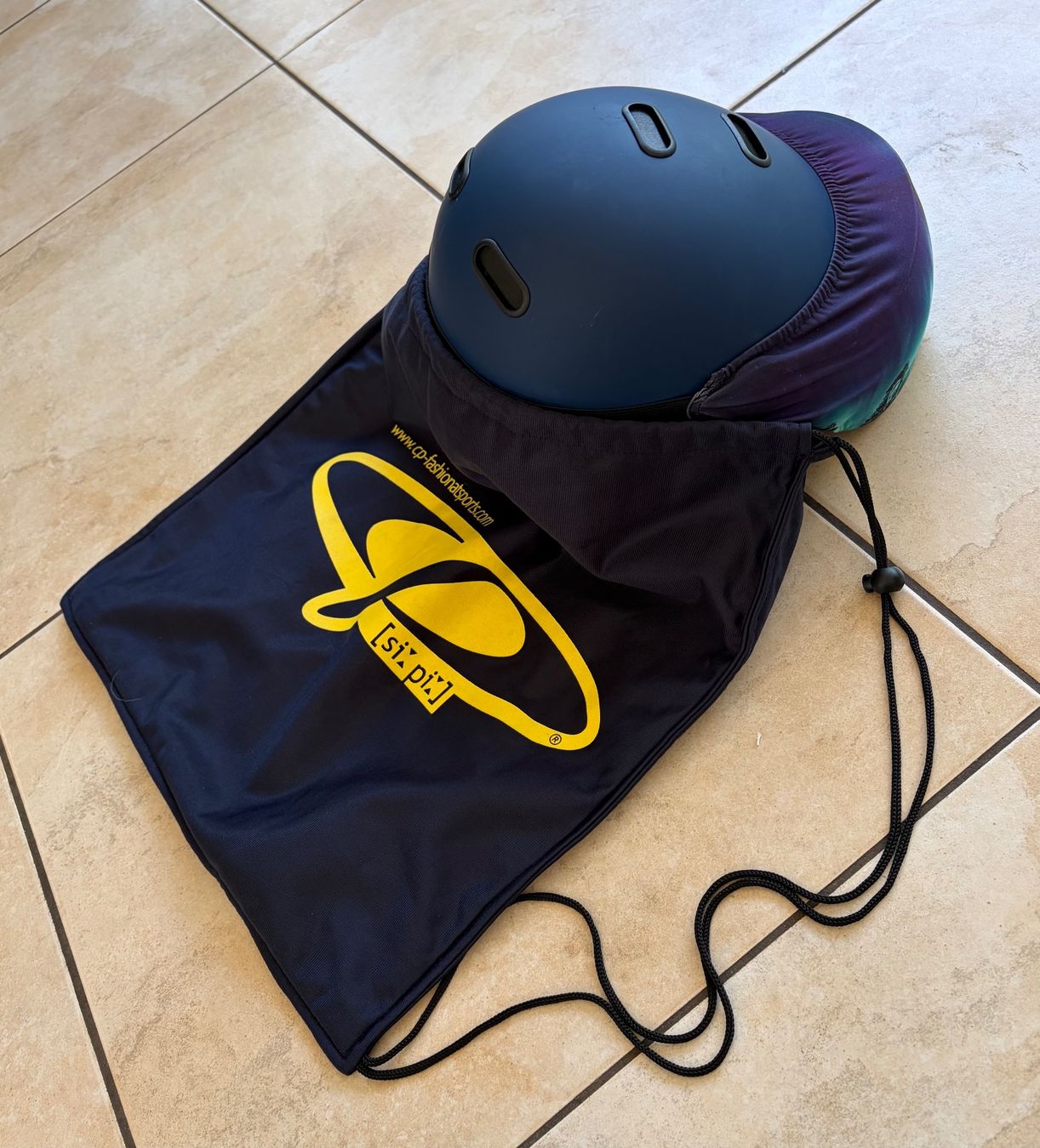 CP Caschi: Skihelm mit Visier Dunkelblau, cp premium helmets ag – Usato da Brüttisellen venduto da Fabiii.st 9
