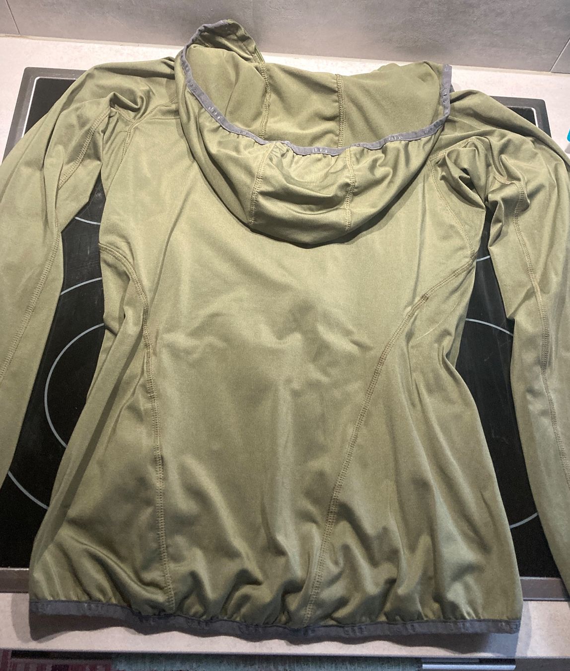 Sherpa Jacken: Sherpa Jacke Top Zustand – Gebraucht aus Bischofszell von Silberviolett 1