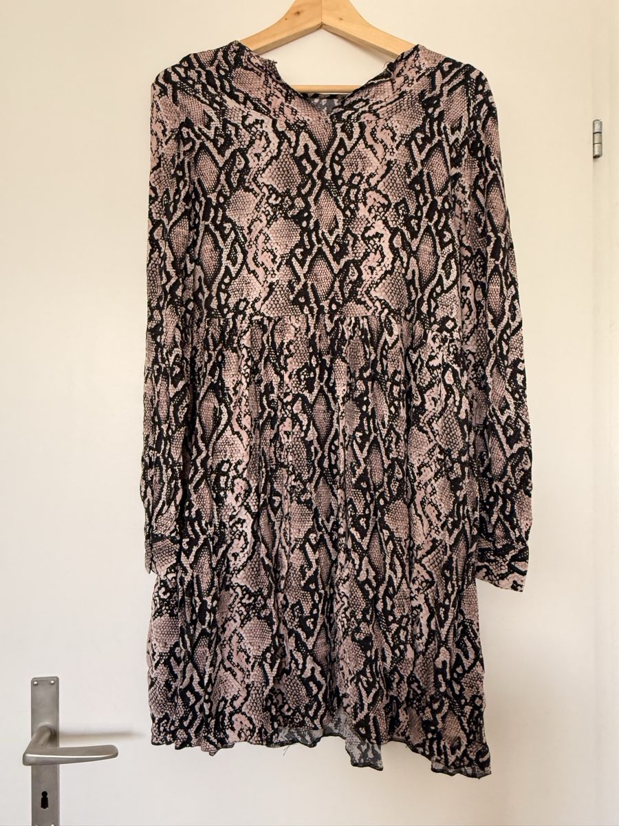 Kleider: Damen Kleid Clockhouse Grösse 38 Schlangenmuster – Gebraucht aus Belp von Lu96