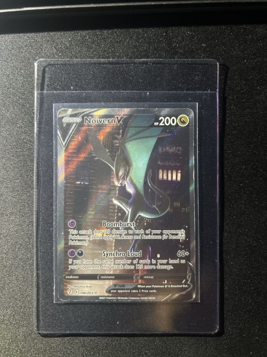 Pokémon Carte collezionabili: Noivern V 196/203 – Usato da Anglikon venduto da raf_7sml