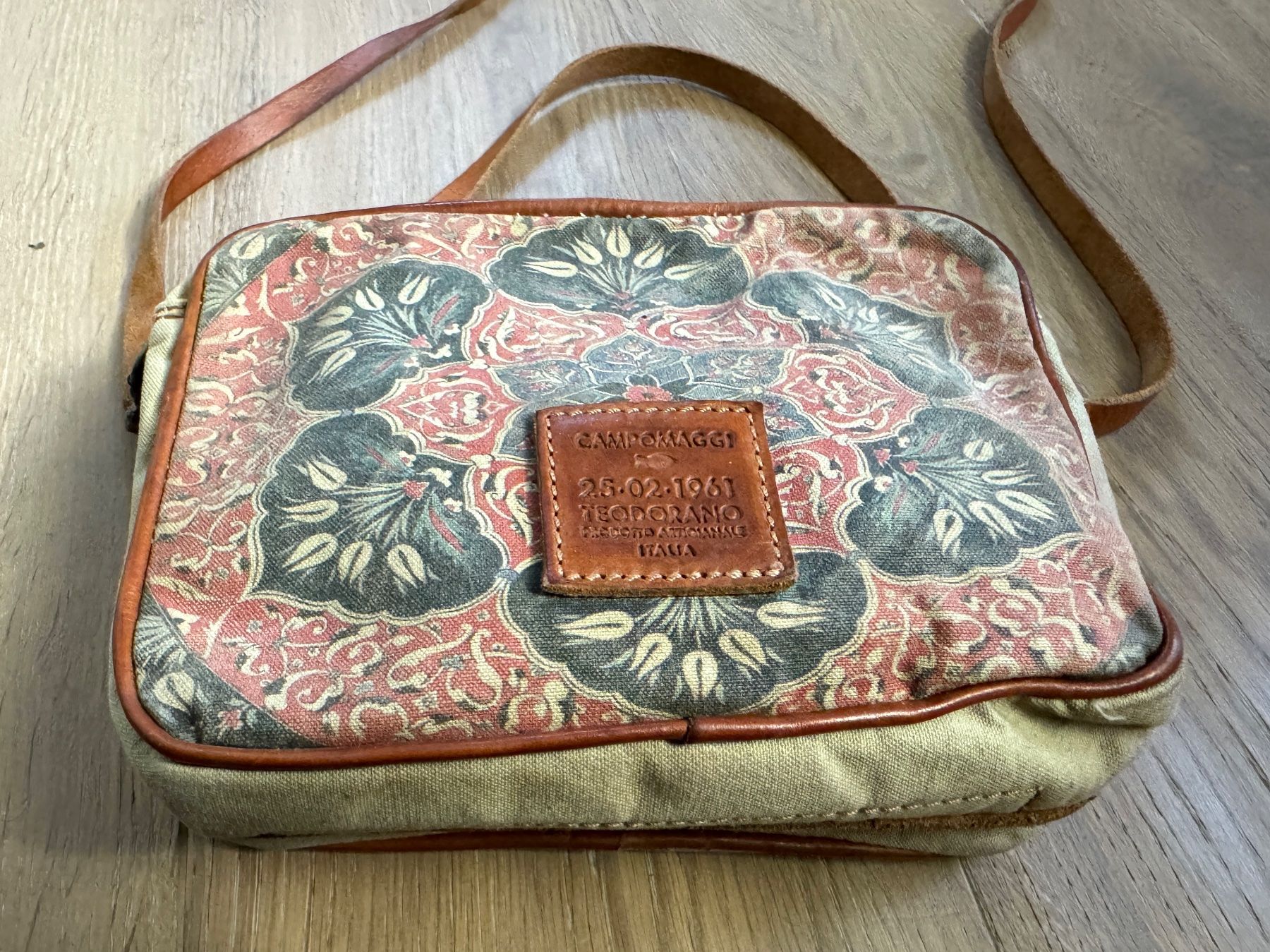 Campomaggi Borse da donna: Kleine CAMPOMAGGI TASCHE aus Canvas + Leder – Usato da Rothrist venduto da Luckywinner 4