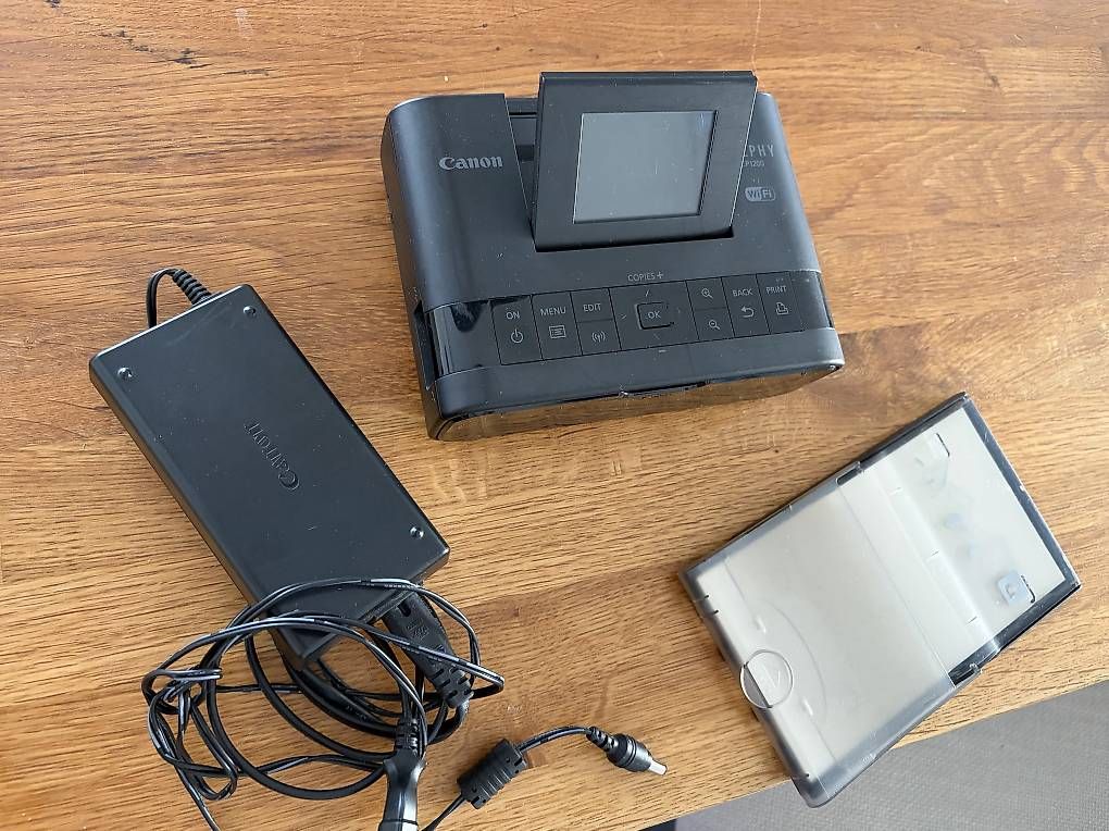 Canon Stampanti: Canon Selphy CP1200 – Usato da Solothurn venduto da DrBloomberg