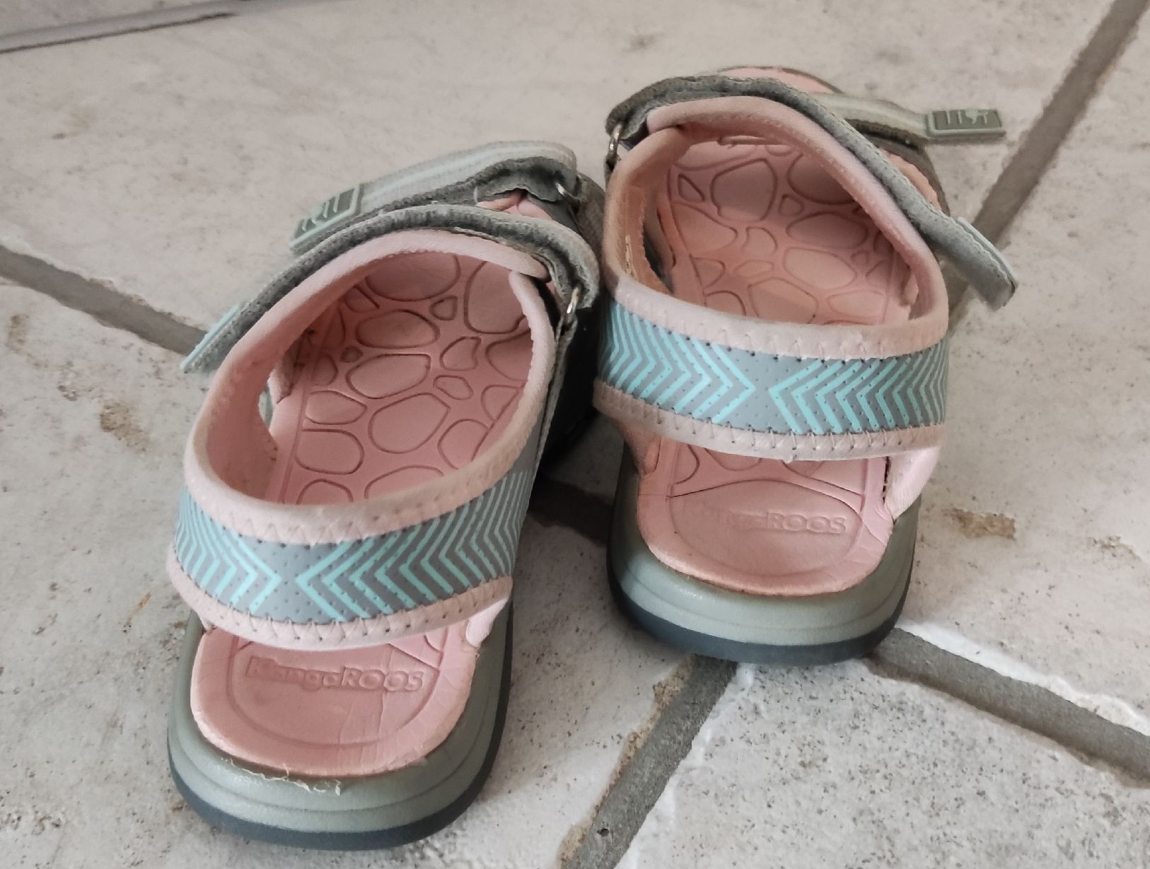Scarpe per ragazze: KangaROOS Sandale Gr.31 – Usato da Chur venduto da Rodanisa 7