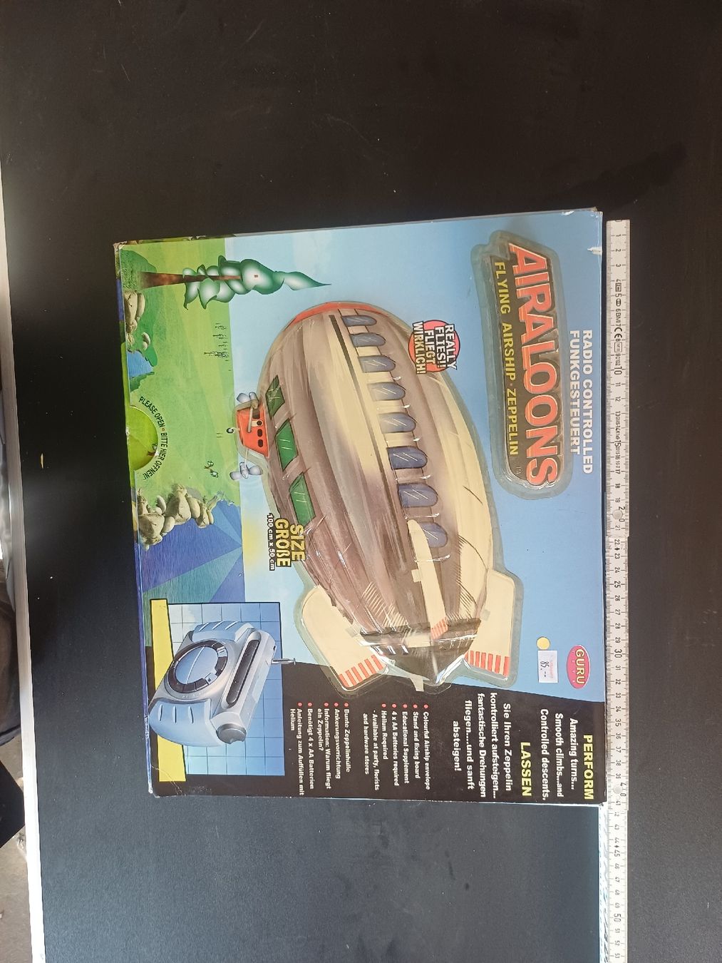 Jouets: Vintage RC Zeppelin – Défectueux à Wangenried par Recycler94