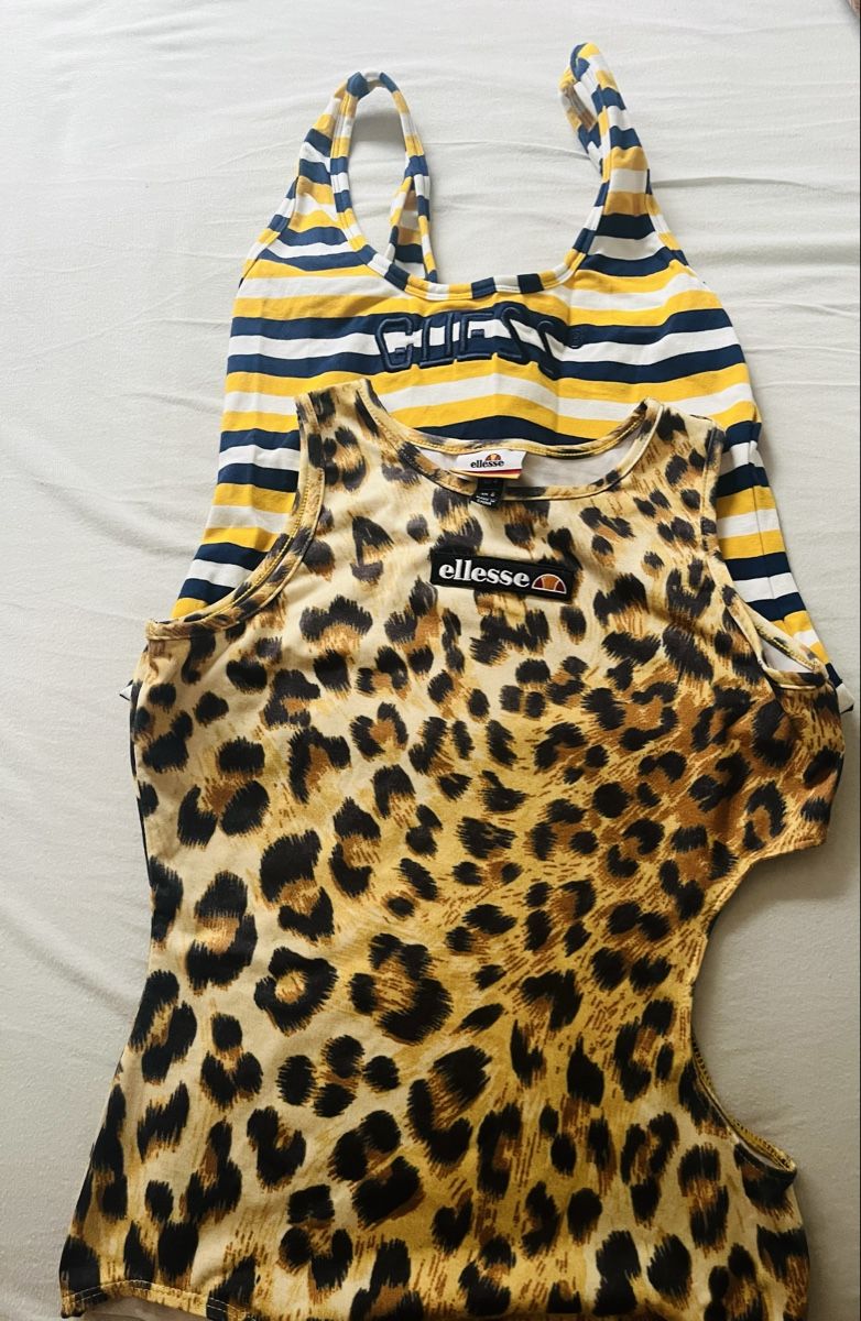 Guess Tops: 2 Bodysuits Gr. S Guess & Ellesse Top Zustand! – Neu (gemäss Beschreibung) aus Baden von Sandra148