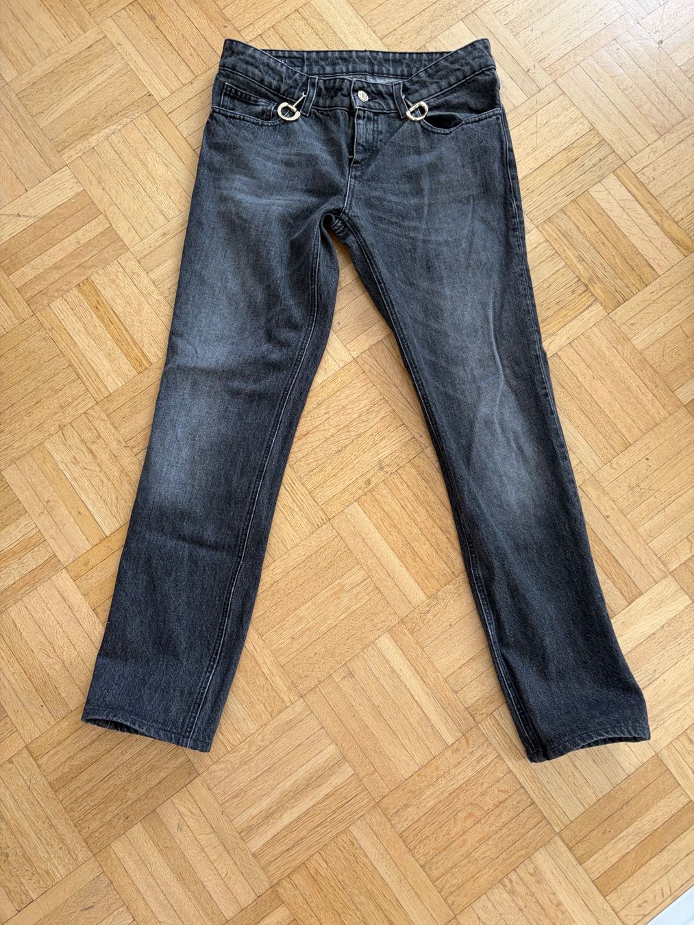 Gucci Jeans: Gucci jeans S – Gebraucht aus Baar von ViennaG