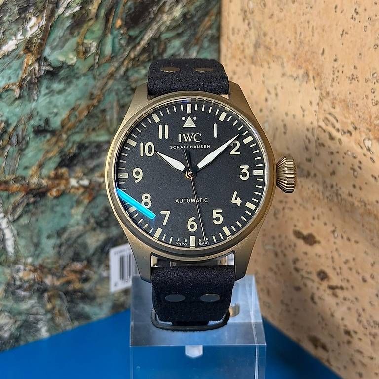 Montres: IWC Big Pilot's "MR Porter Edition 1" IW329703 – D'occasion à Genève par minty.watches