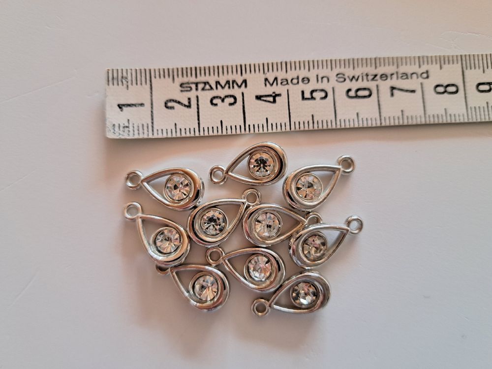 Strass-Steinchen Tropfen Im Drehdisplay – Für Nail Art & DIY | Funkelnde Glitzersteinchen