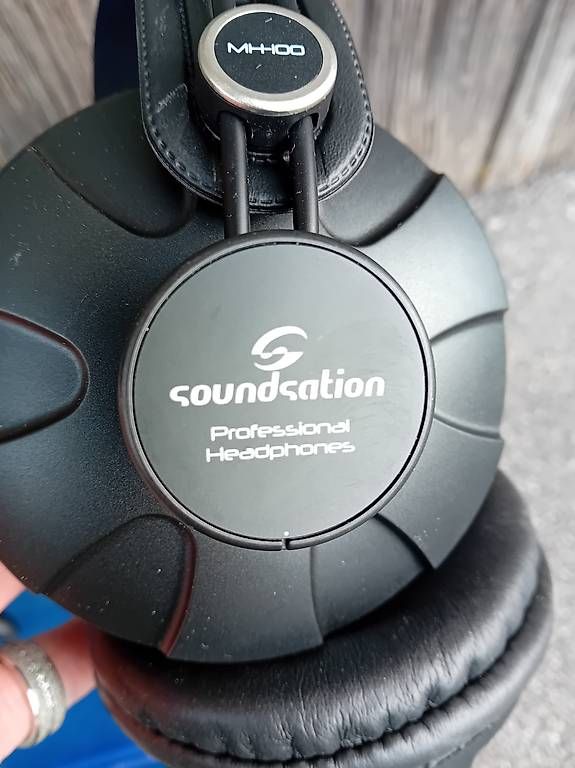 Aufnahmegeräte: Sound  – Gebraucht aus Burgistein von Ernte 2