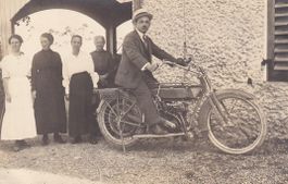AK Motorrad / Töff Marke "CONDOR", belebt
