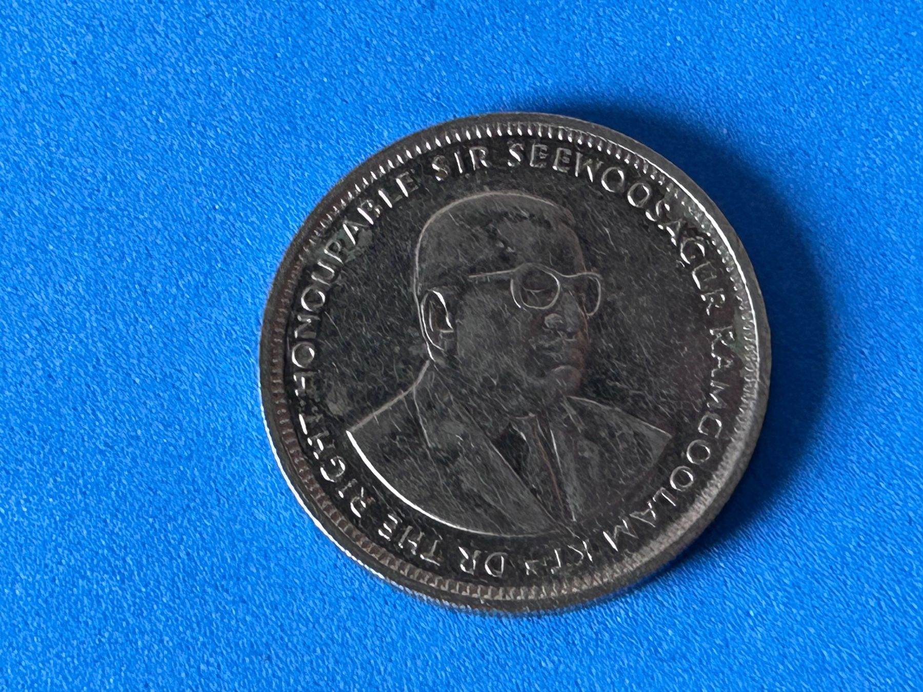 Alle Münzen: Mauritius - 1 Rupee 1994 – Gebraucht aus Corcelles NE von AJKader 5
