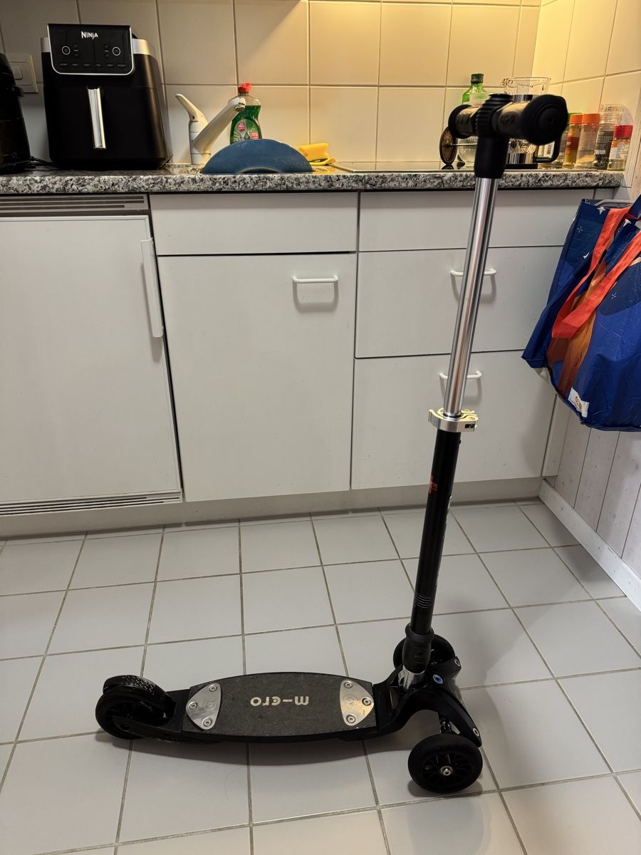 Micro Kickboard: Micro kickboard compact – Gebraucht aus Schönried von iar_6lbr 1
