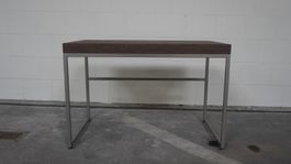Grosser Beistelltisch mit dicker Kunststoff Platte MA149