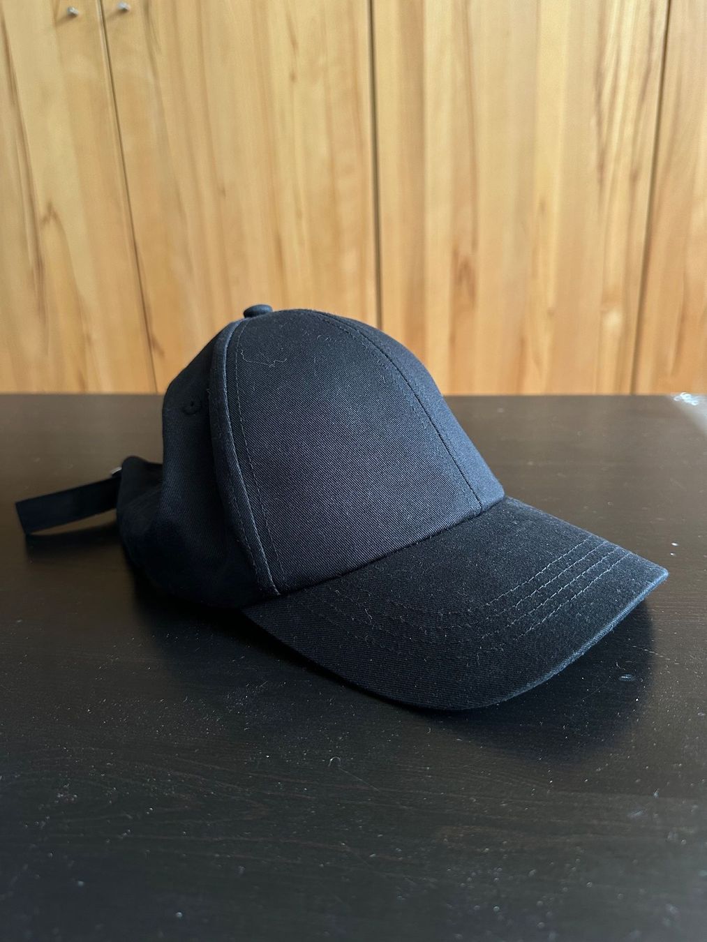 H&M Autres vêtements & accessoires: Schwarzer Kappe – D'occasion à Schlieren par car_2bwb 1