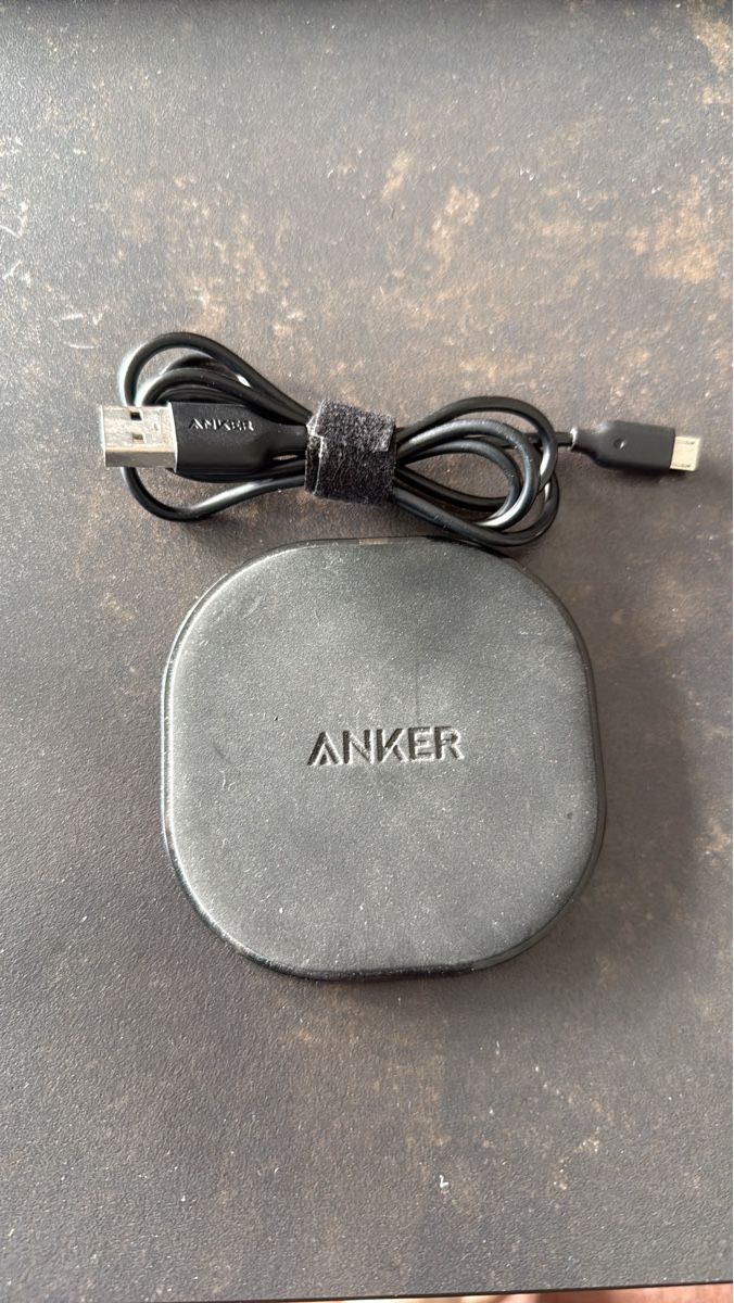 Ladegeräte: Anker Wireless Charger Pad – Gebraucht aus Pully von ta571