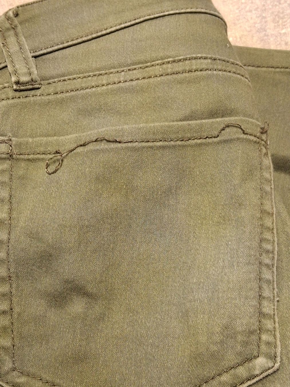 Pantaloni: Pantalon vert olive taille 34 marque LOGG – Usato da Villiers venduto da san_jn5w 7