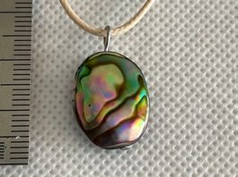 Pendentif en nacre