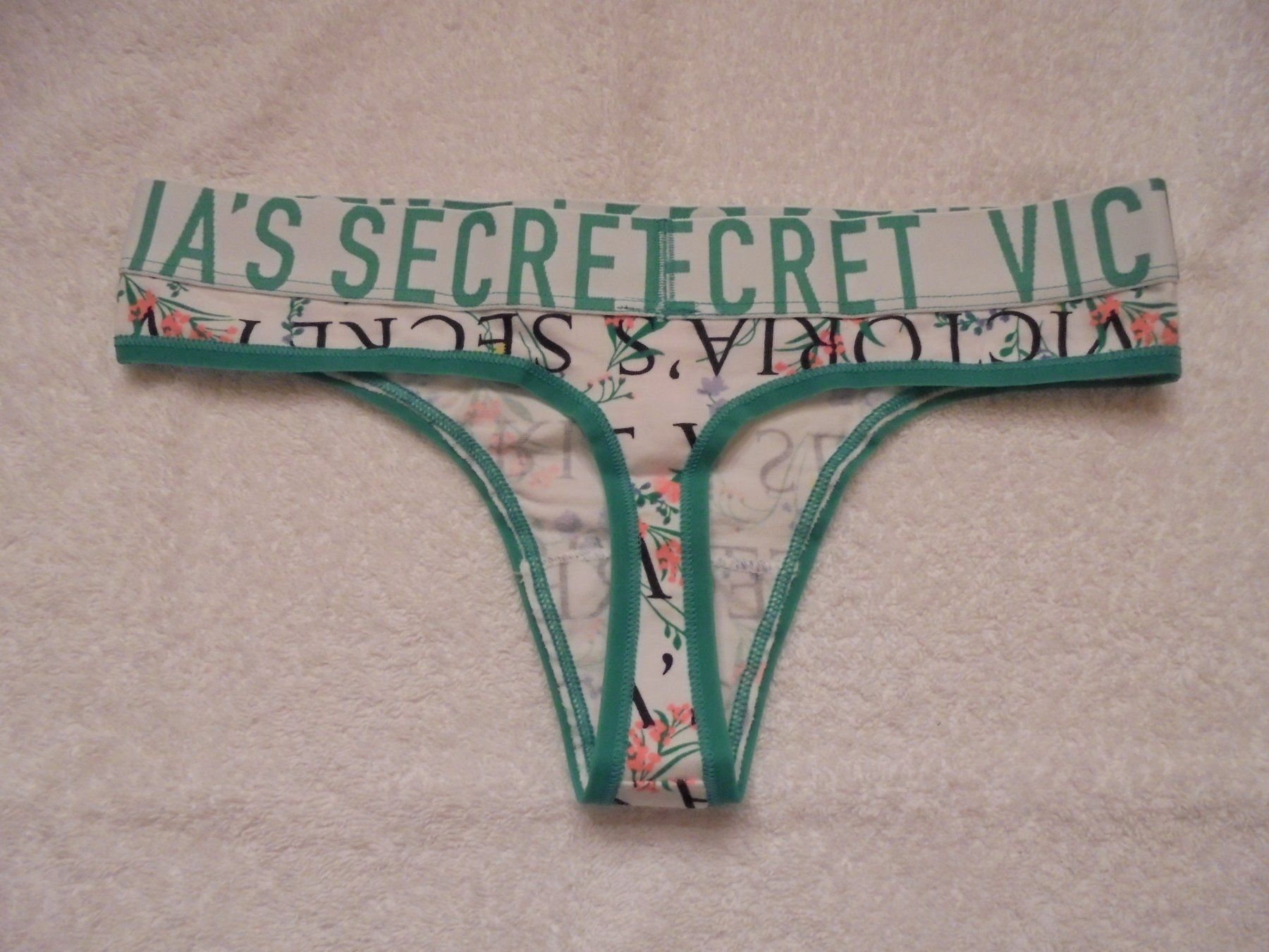 Victoria's Secret Altra biancheria intima: VICTORIA'S SECRET THONG, S, NEU – Nuovo e nell'imballaggio originale da Aarau Rohr venduto da PinkSchwein 3