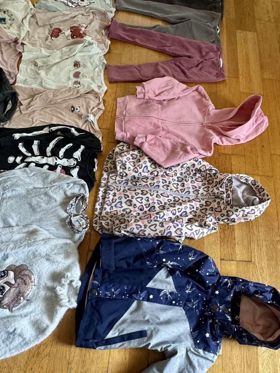 Lotti & Set di vestiti: grosses Kleiderpaket 116 – Usato da Dierikon venduto da FraeuleinMaus17 2