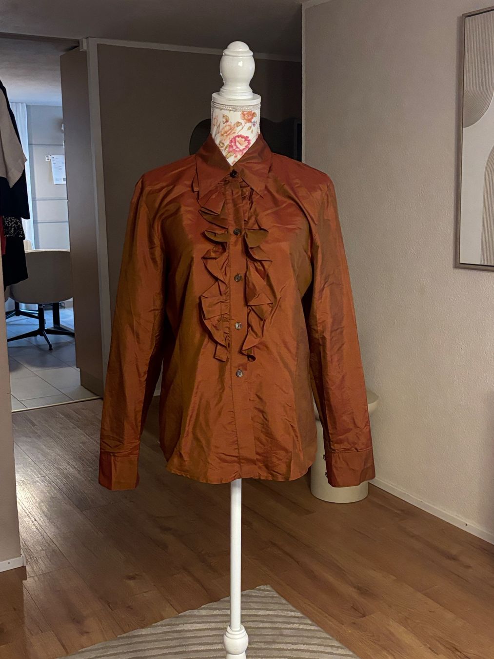 Windsor Camicette: Windsor Bluse 100% Seide – Usato da St. Margrethen SG venduto da dijanaO 3